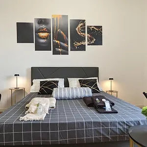 https://room-with-free-parking-15-minutes-walk-from-arena.hotelinveneto.com